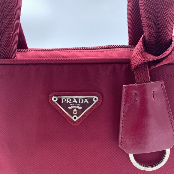 Vintage Prada Nylon Tote Bag - Picture 10 of 10